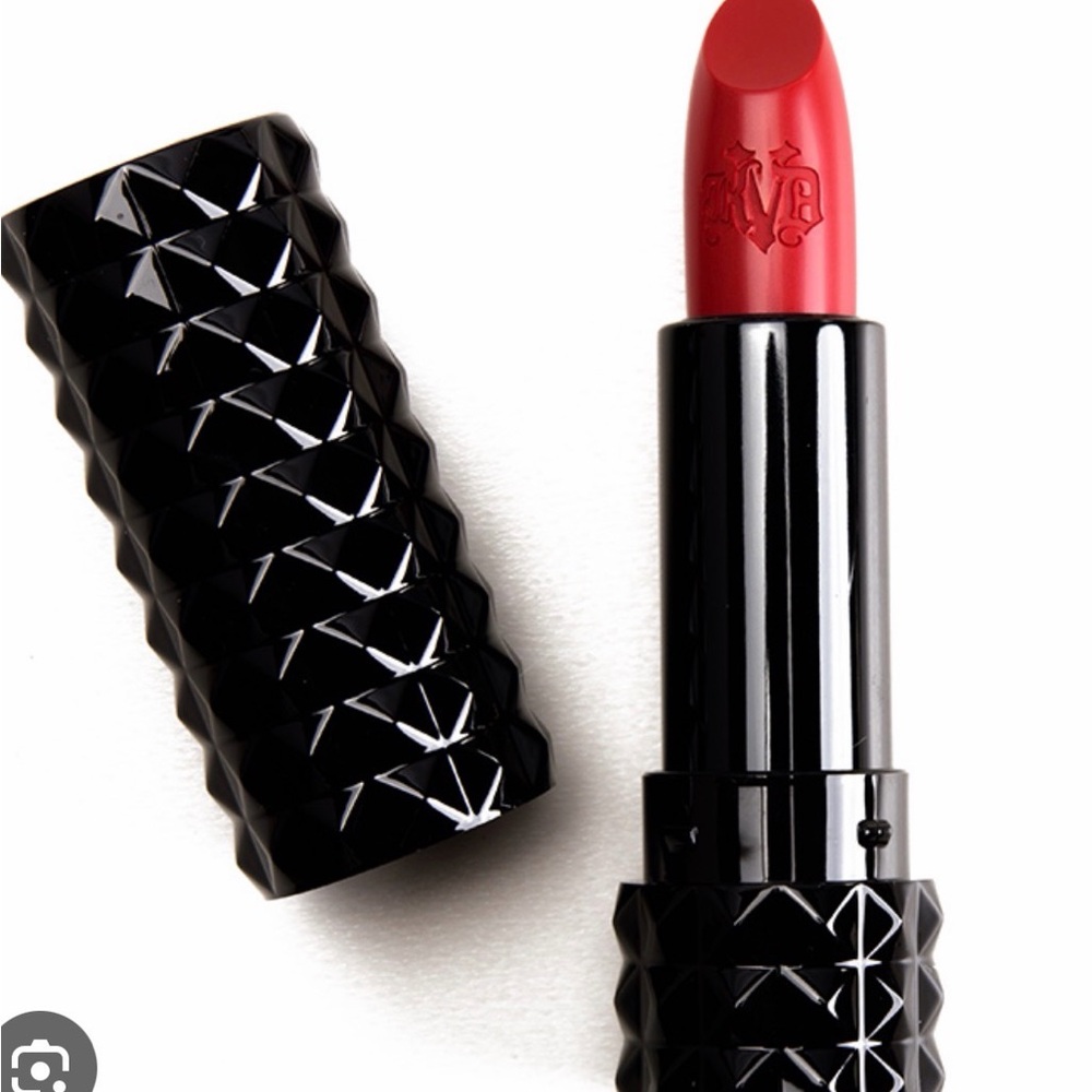 ISO:  KVD Studded Kiss OUTLAW
